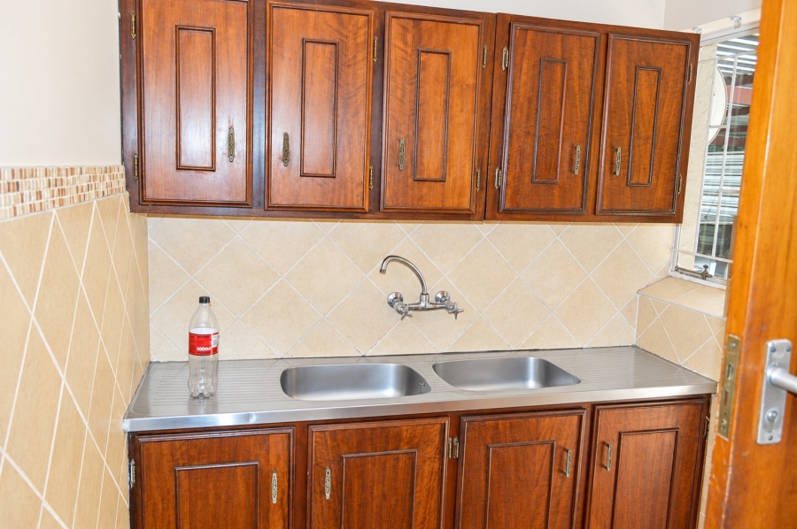 5 Bedroom Property for Sale in Doringkruin North West